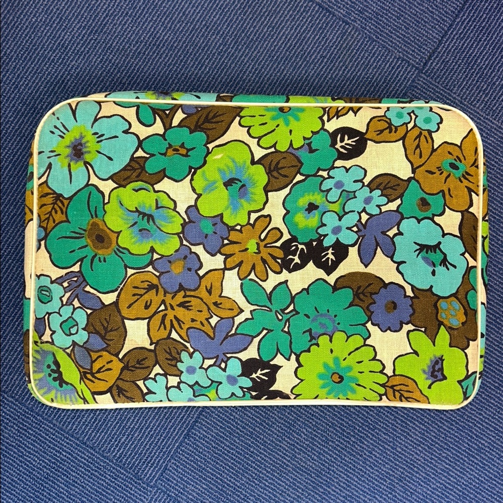 RARE VINTAGE Flower power Canvas TRAVEL WEEKENDER zippered top handle 70s Bag - Picture 3 of 9